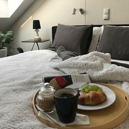 Apartament "Warszawa" Екстериор снимка