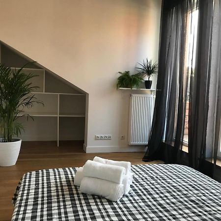 Apartament "Warszawa" Екстериор снимка