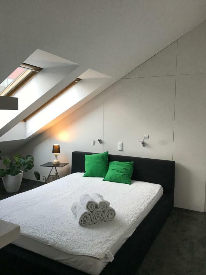 Apartament "Warszawa" Екстериор снимка
