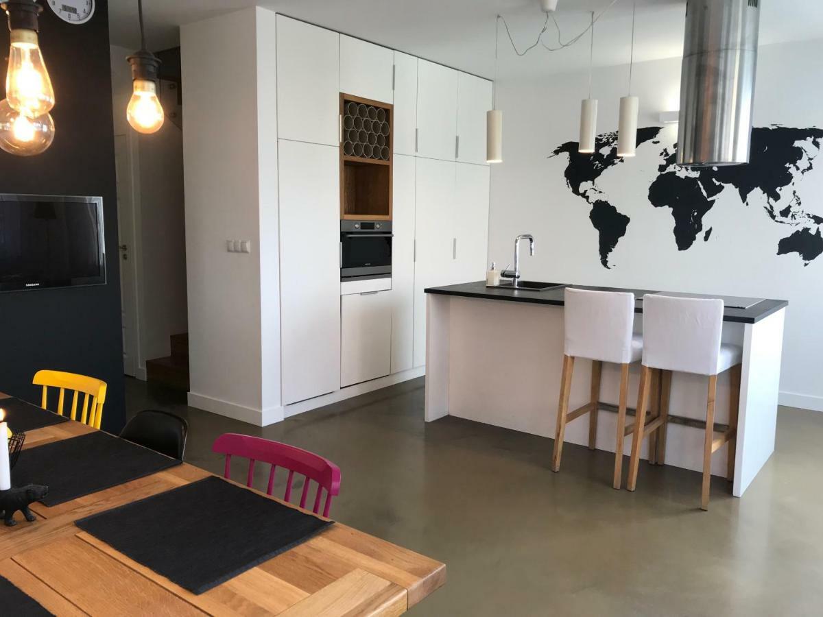 Apartament "Warszawa" Екстериор снимка