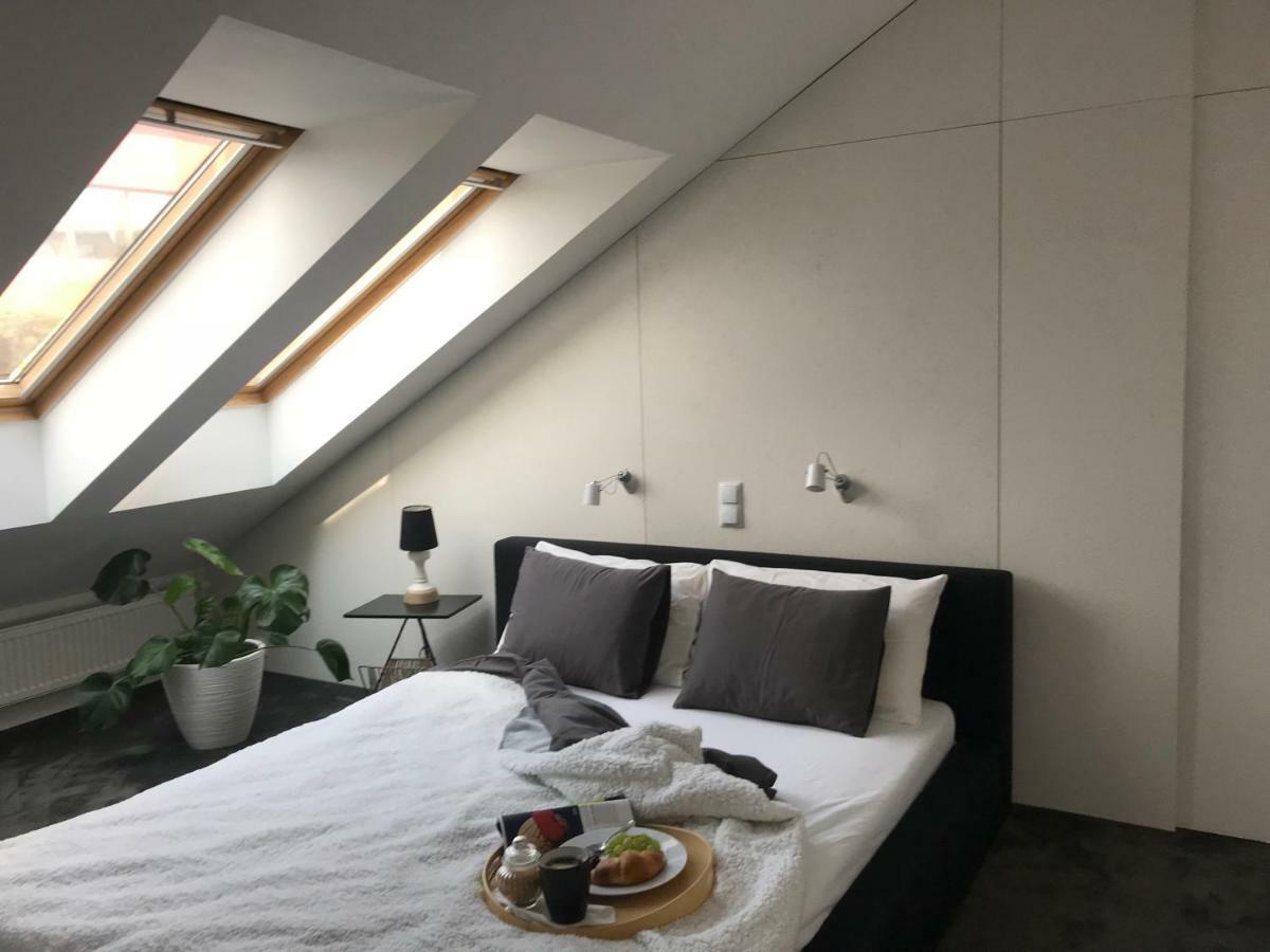 Apartament "Warszawa" Екстериор снимка