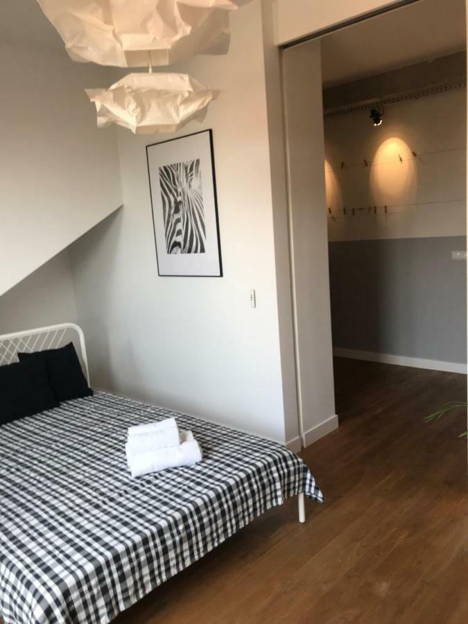Apartament "Warszawa" Екстериор снимка
