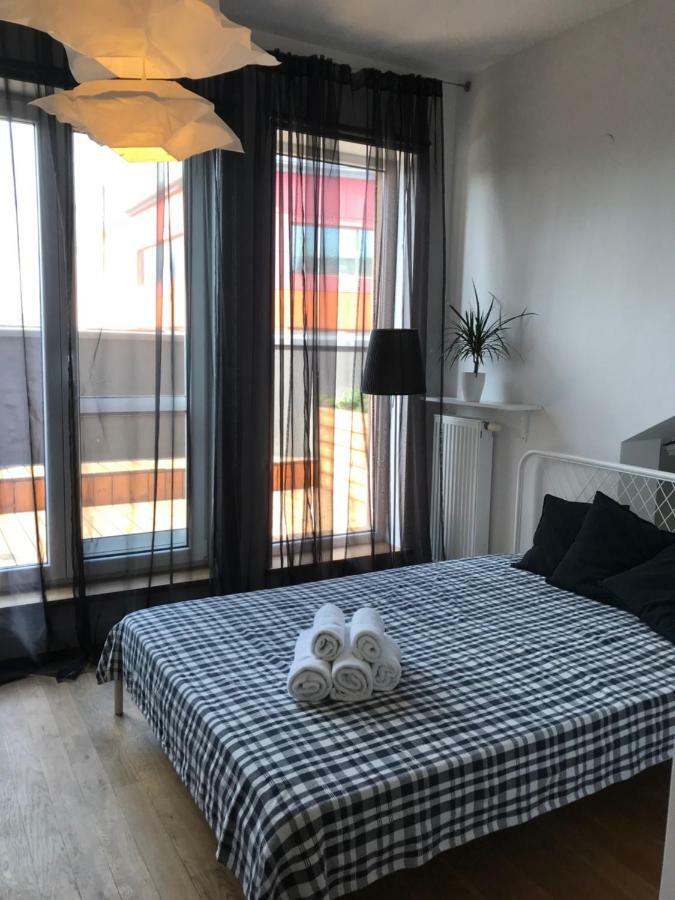 Apartament "Warszawa" Екстериор снимка