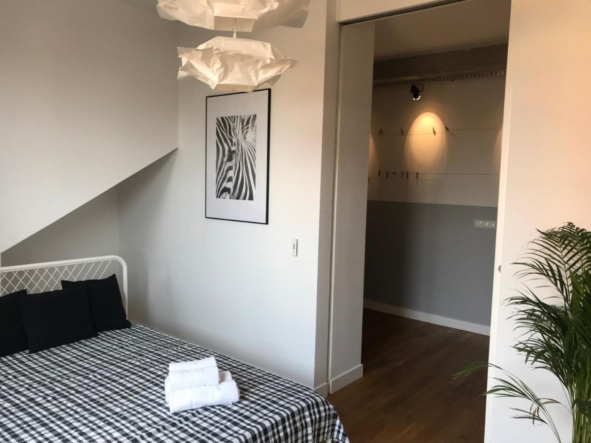 Apartament "Warszawa" Екстериор снимка